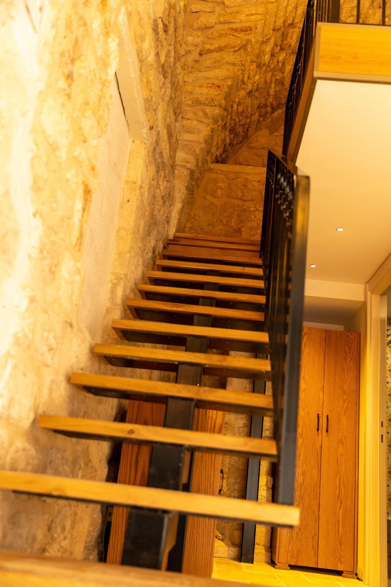 Saint Jacob Hotel Назарет Екстериор снимка